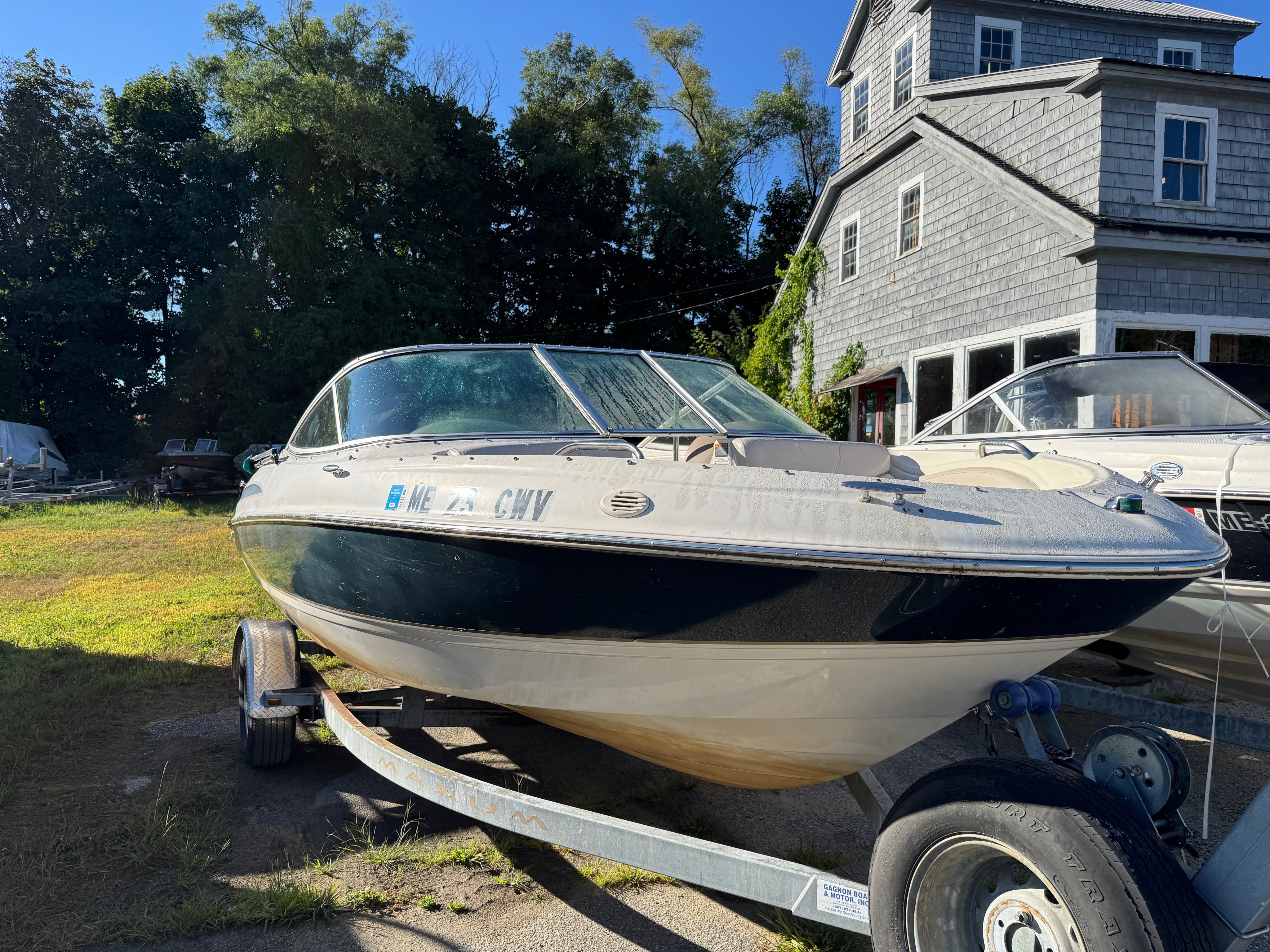 2000 Maxum 19 SR - Image 1