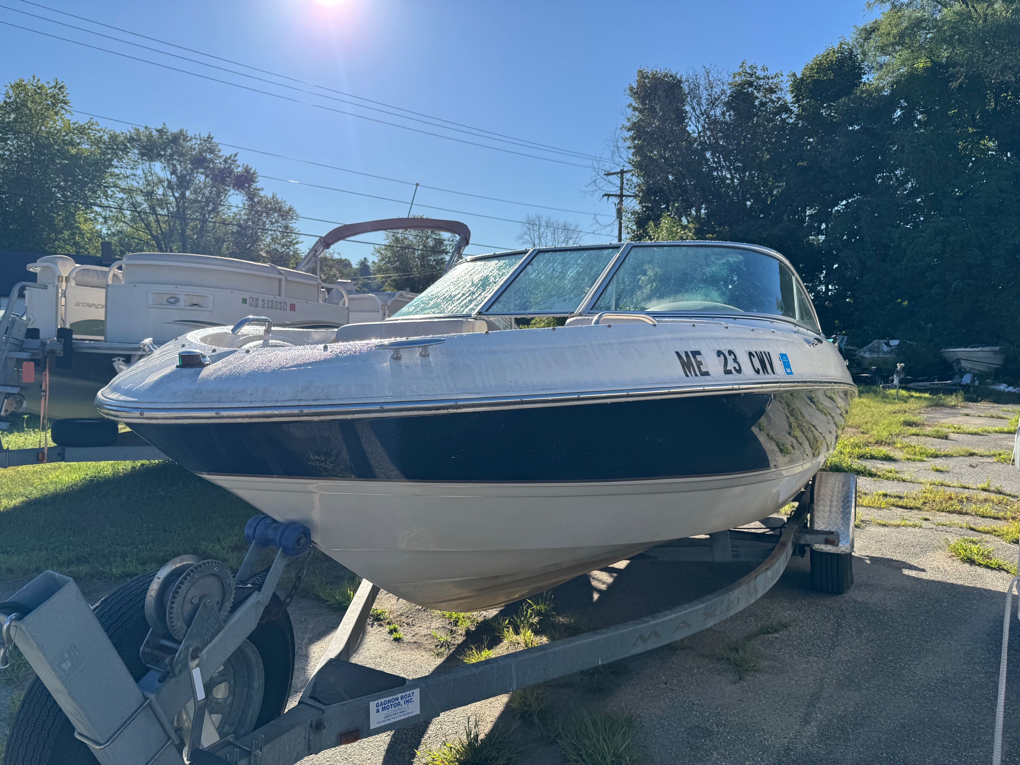 2000 Maxum 19 SR - Image 2