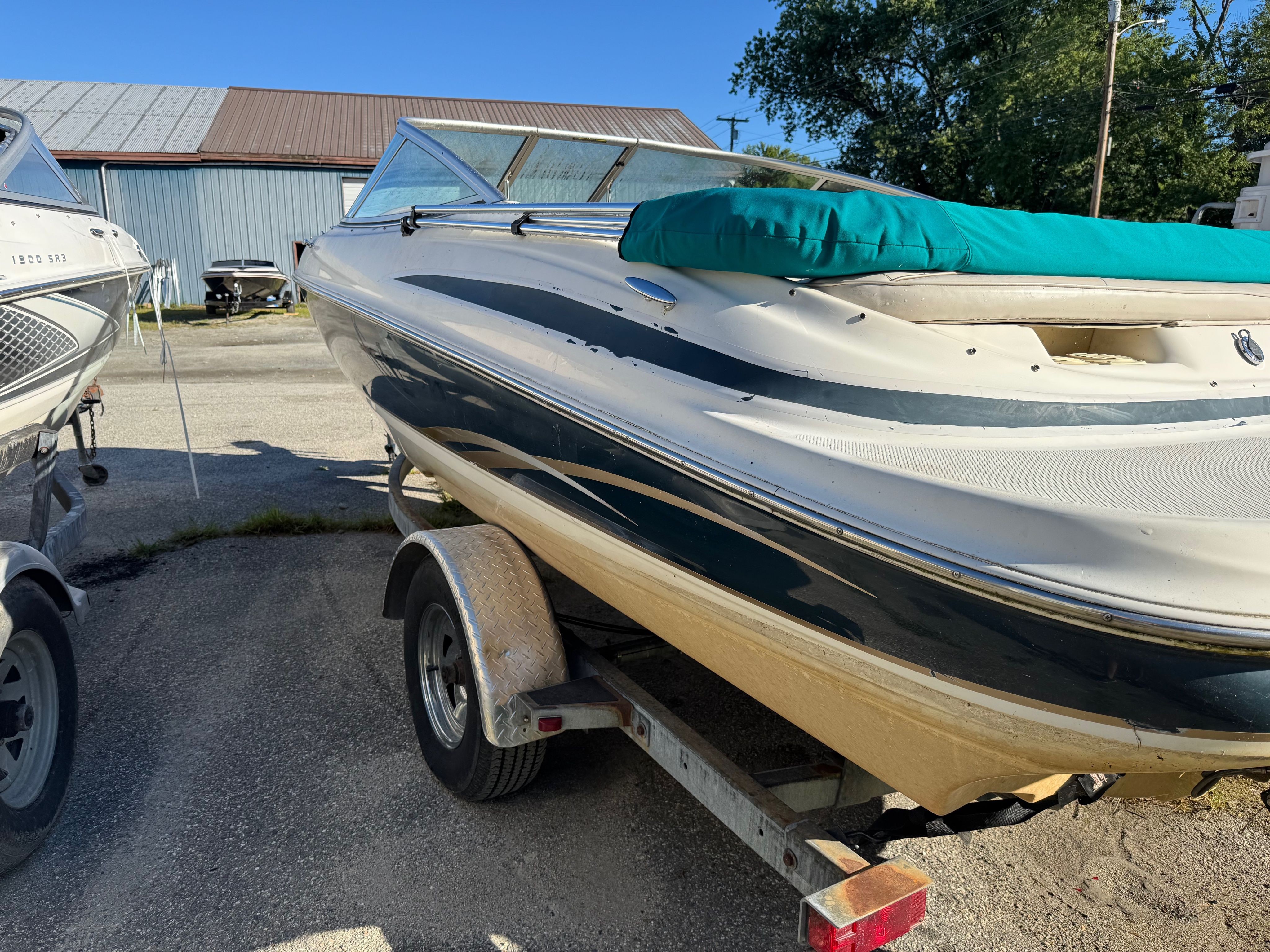 2000 Maxum 19 SR - Image 3