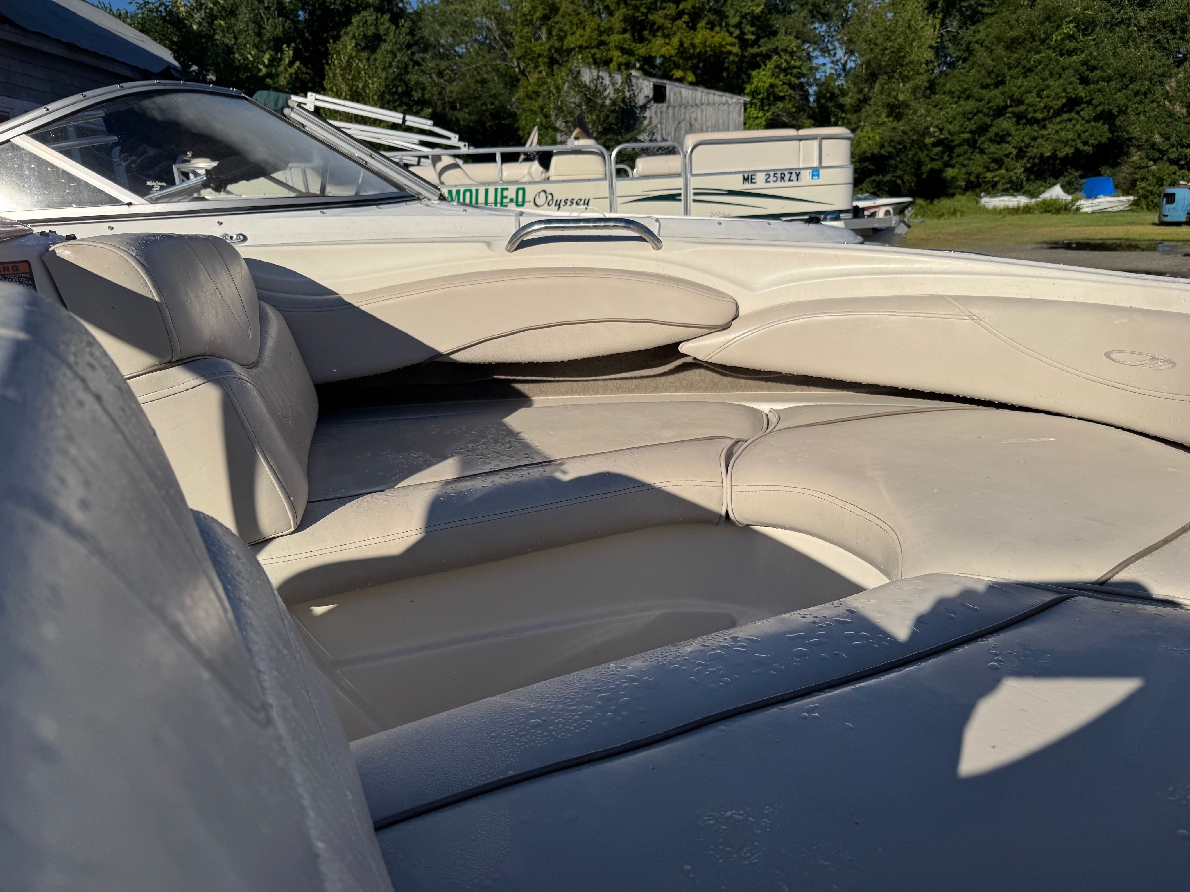 2000 Maxum 19 SR - Image 8