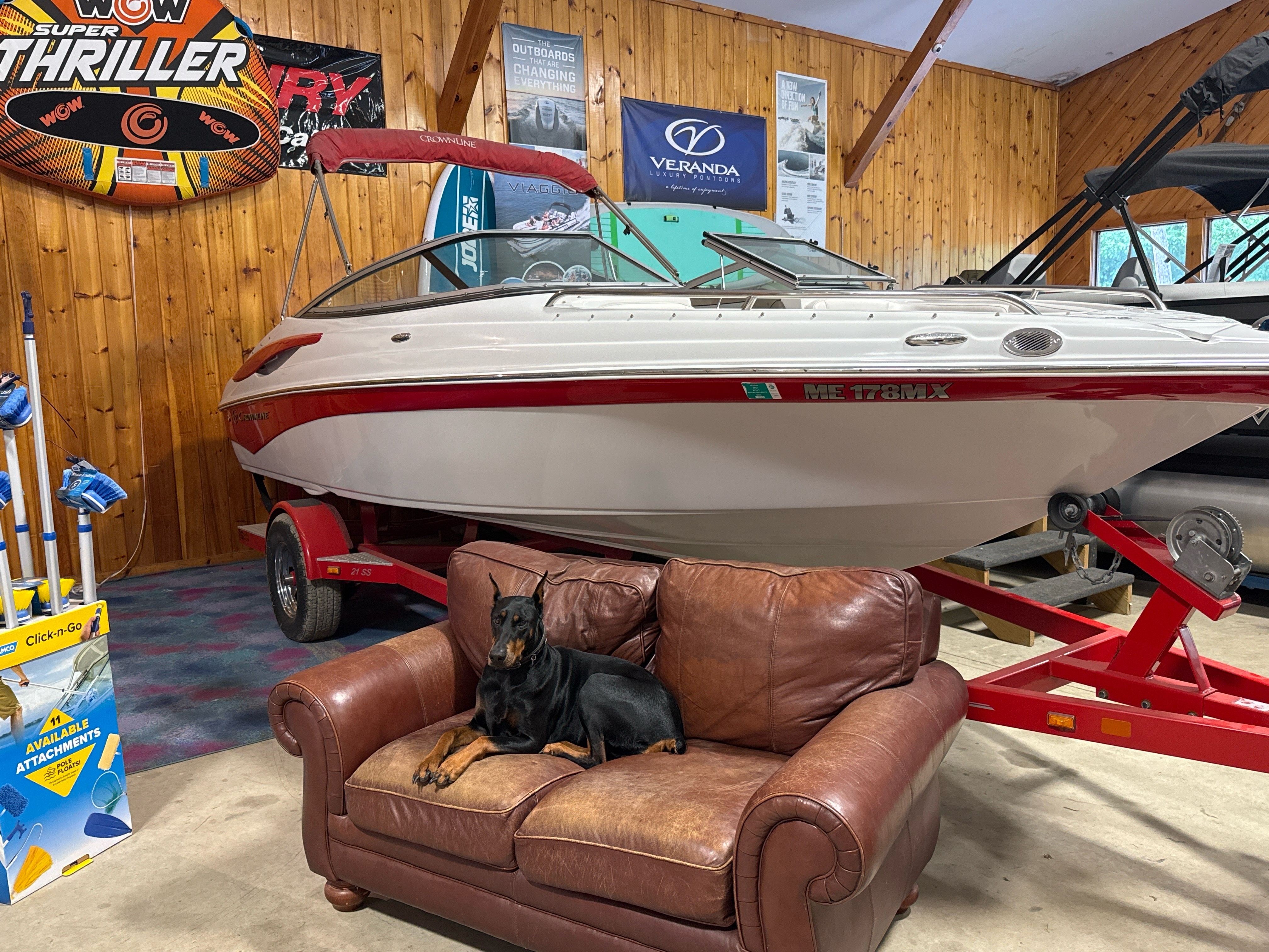 2011 Crownline SS 21 - Image 1