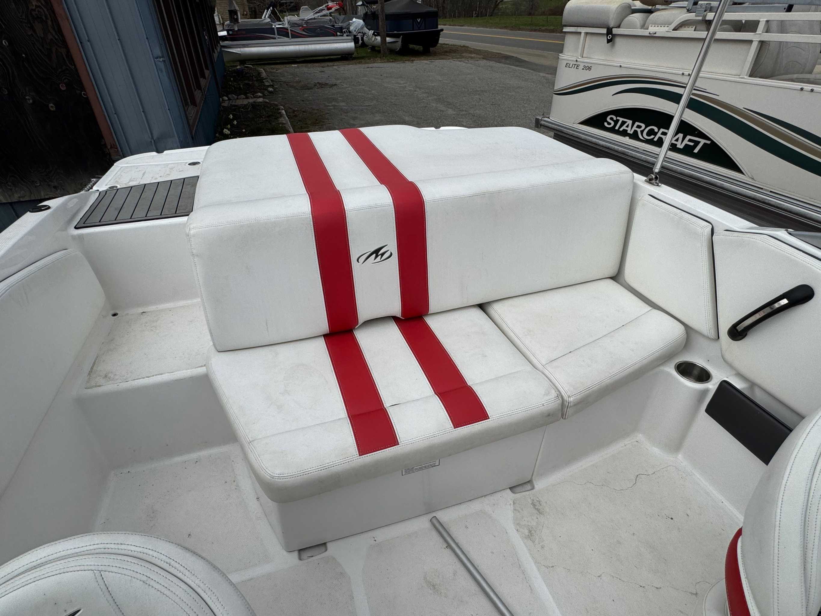 2015 Monterey Montura 196 MS - Image 14