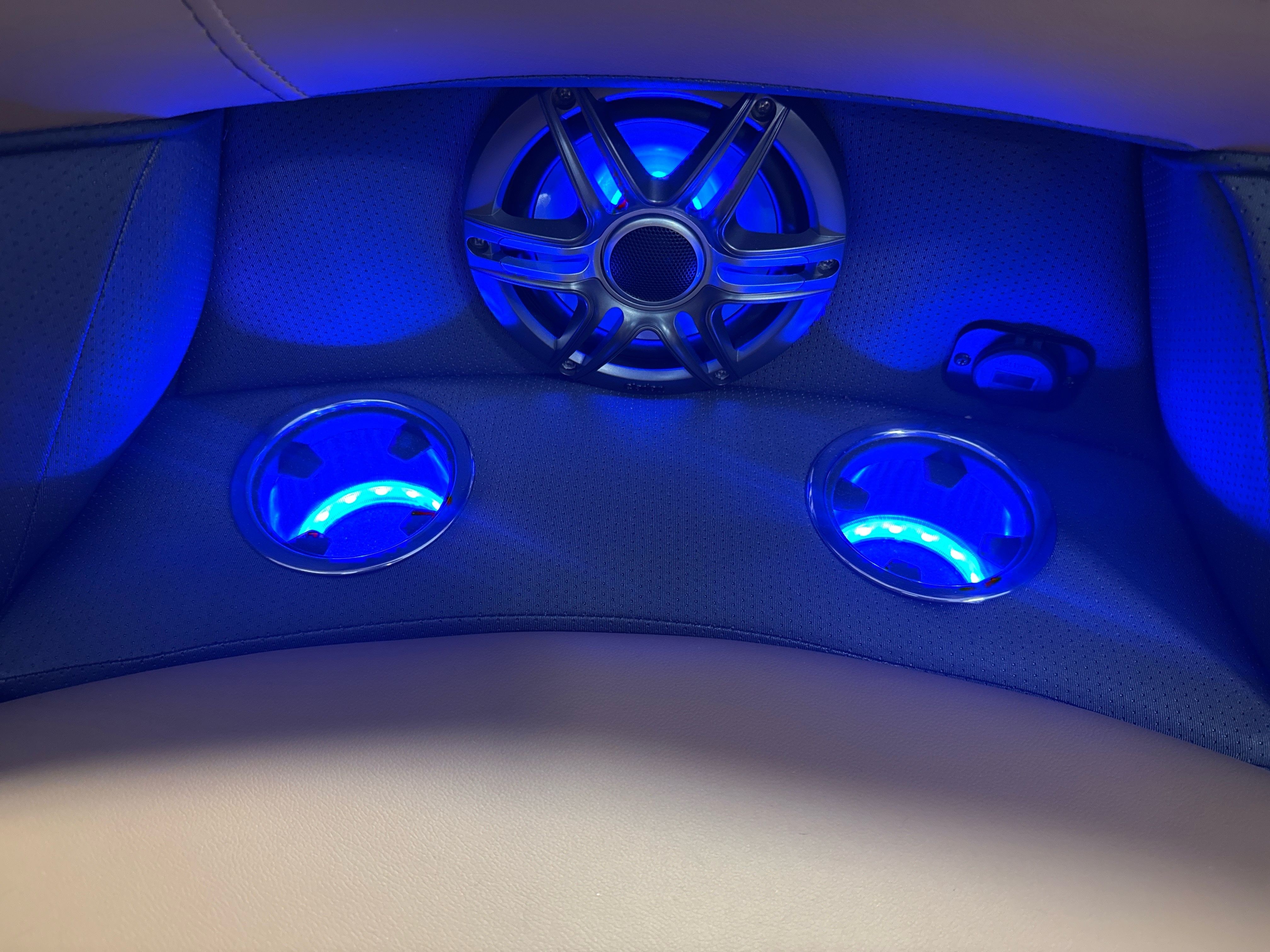 2025 Viaggio X22Q - Image 9