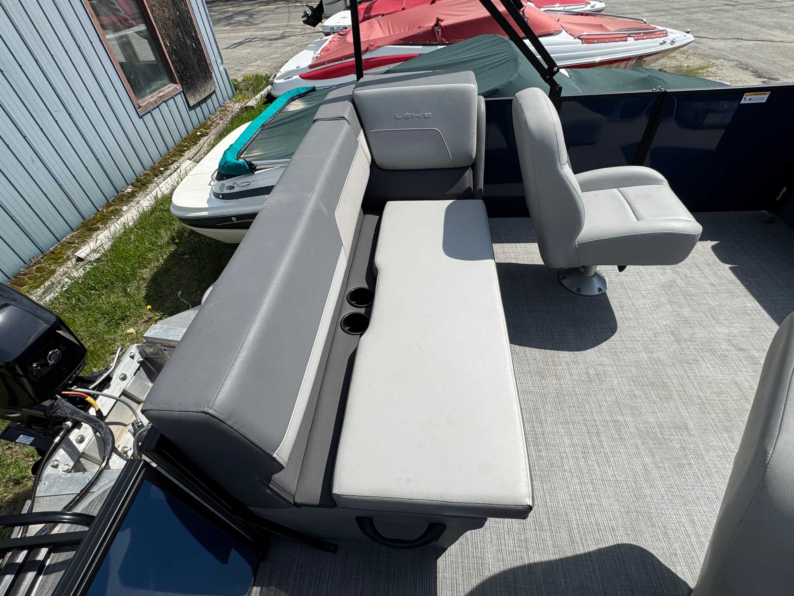 2026 Lowe Pontoon LF 172 - Image 2